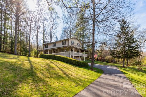 121 Churchill Downs Dr, Fairview, NC, 28730-9763 | Card Image