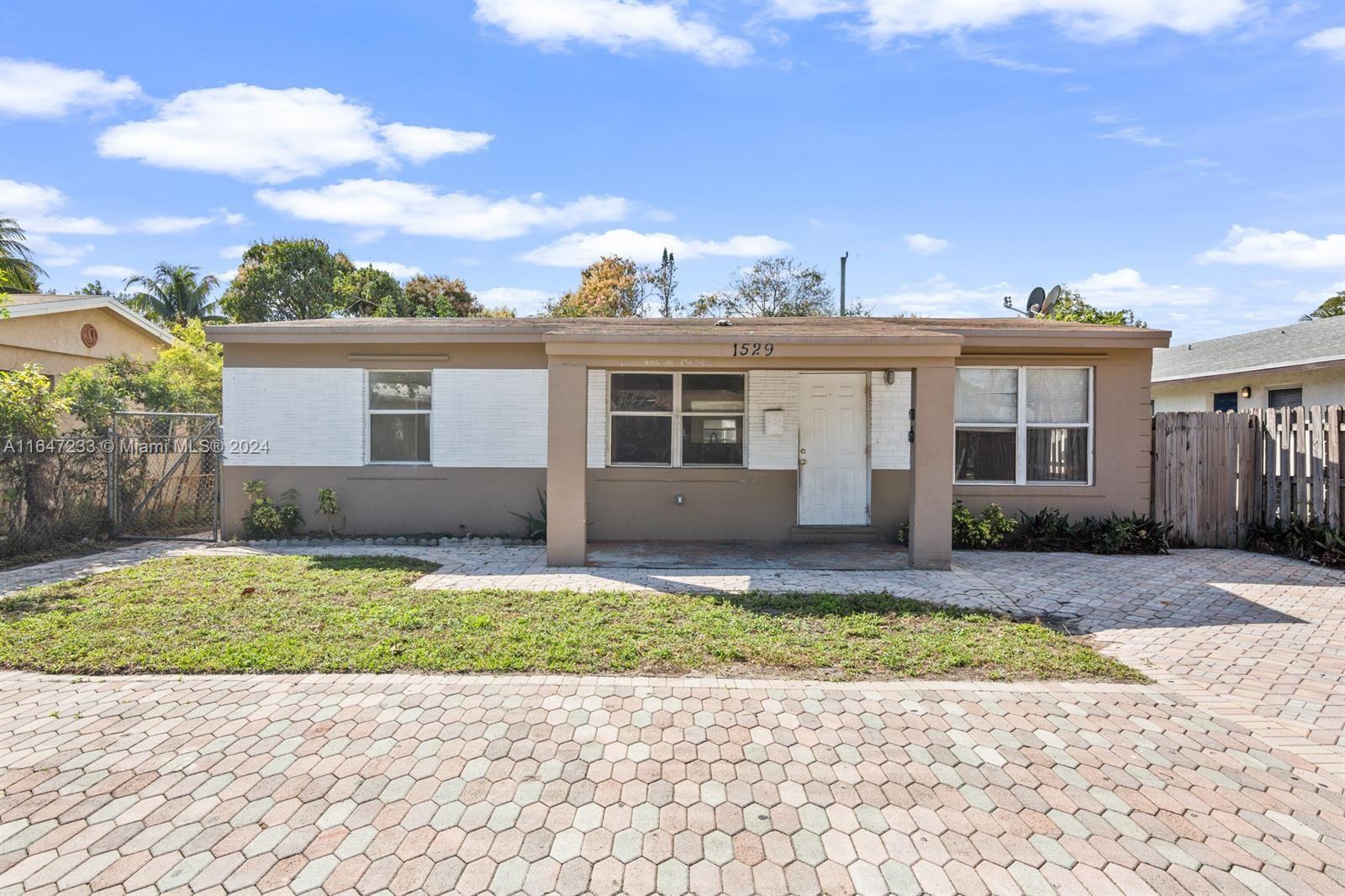 2nd Ave, Fort Lauderdale, FL 33311