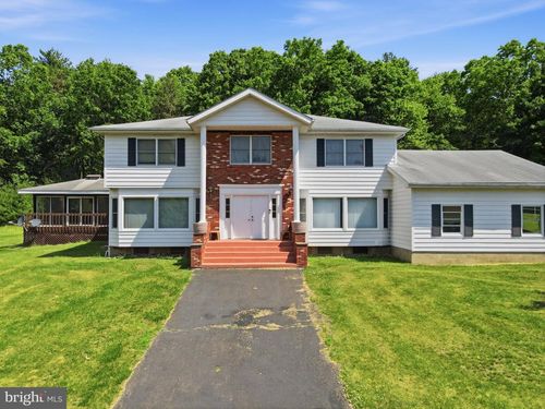 1163 Bush Rd, Cresco, PA, 18326-7117 | Card Image