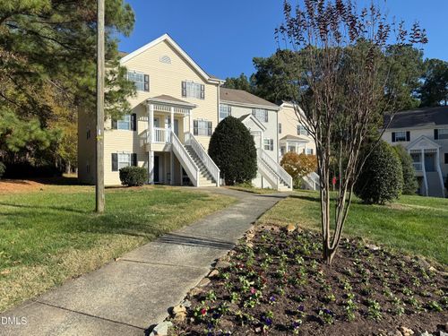 134 Schultz St, Chapel Hill, NC, 27514-1503 | Card Image