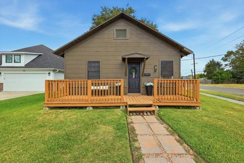 1302 Katy, Port Neches, TX, 77651 | Card Image