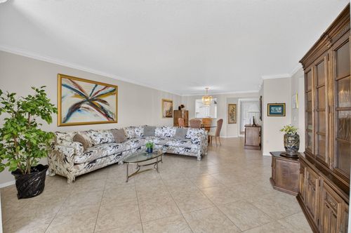 202-5778 Crystal Shores Dr, Boynton Beach, FL, 33437-5607 | Card Image