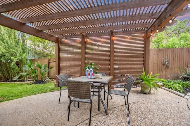 7306 Fireoak Dr, House other with 3 bedrooms, 2 bathrooms and 4 parking in Austin TX | Image 25