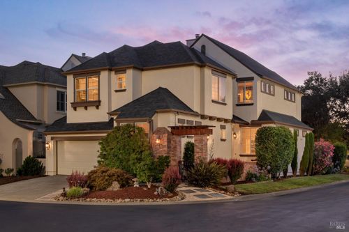 2 Wedgewood Ct, Petaluma, CA, 94954-5868 | Card Image