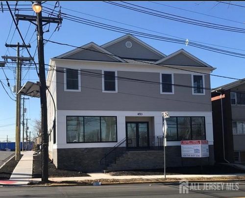 653 New Brunswick Ave, Perth Amboy, NJ, 08861-3660 | Card Image