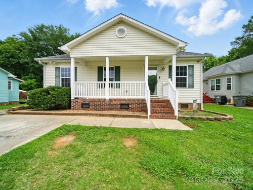 1015 Rhode Island Ave, Kannapolis, NC, 28083-6611 | Card Image