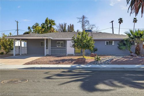 1605 5th Pl, Las Vegas, NV, 89104-1422 | Card Image