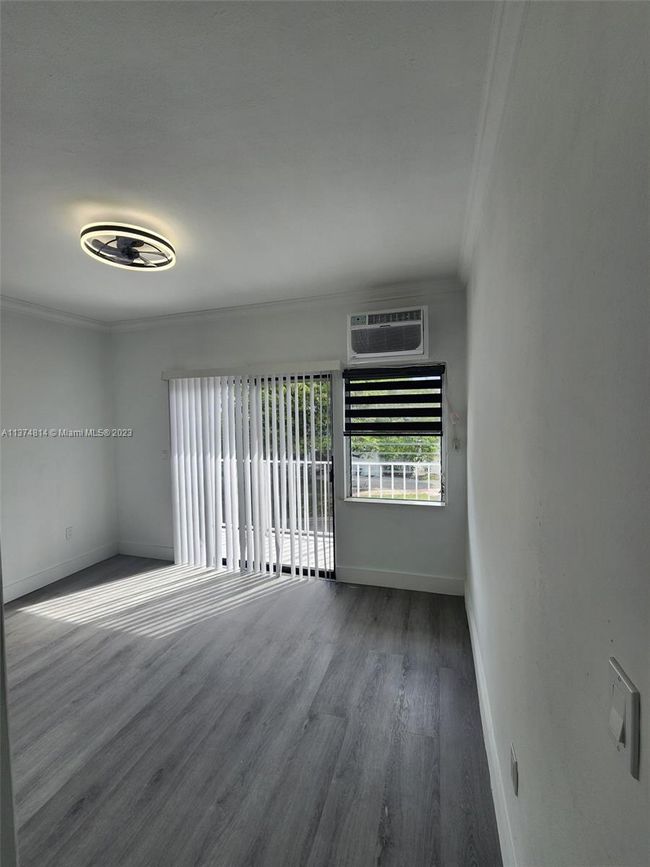 205 - 2101 Normandy Dr, Condo with 1 bedrooms, 1 bathrooms and null parking in Miami Beach FL | Image 19