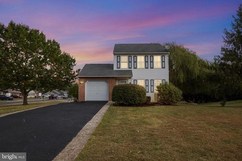 4013 Somerset Rd, Dover, PA, 17315-3607 | Card Image