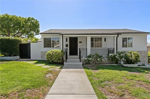 536 Hampton Rd, Burbank, CA, 91504-2405 | Card Image