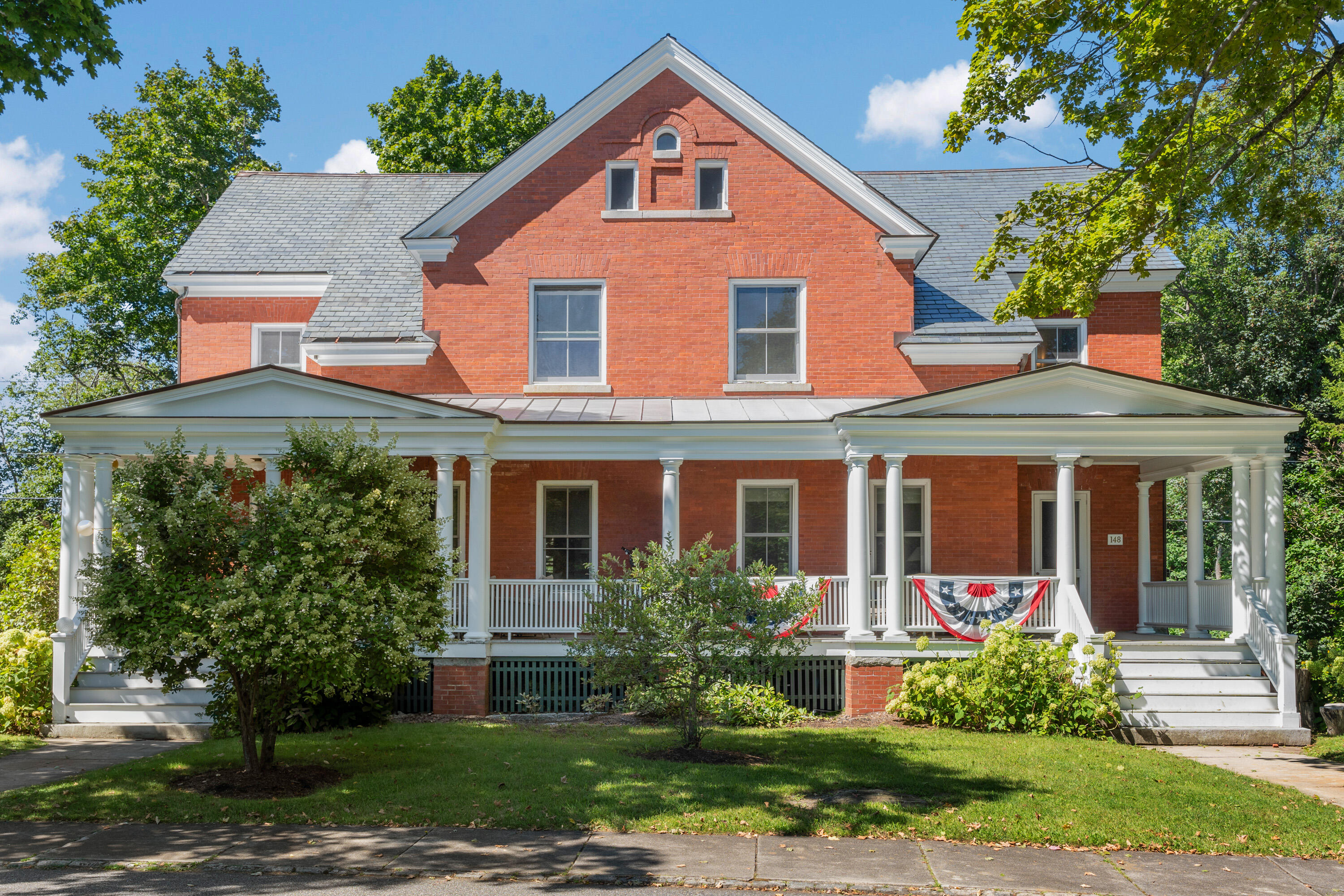 Mckinley Ct, Diamond Cove, ME 04109