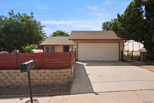 2038 Siegle Dr, Lemon Grove, CA, 91945 | Card Image