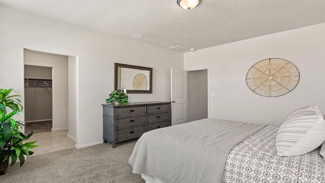 5611 Sagan Loop Se, House other with 3 bedrooms, 2 bathrooms and null parking in Albuquerque NM | Image 8