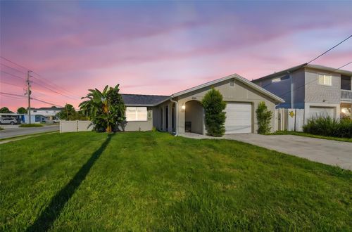 13727 Coco Ave, HUDSON, FL, 34667-1554 | Card Image