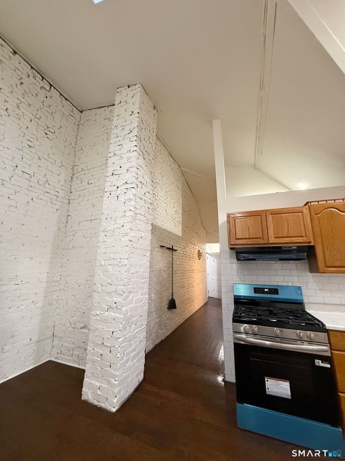 3-1840 Barnum Avenue, Bridgeport, CT, 06610 | Card Image