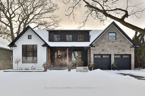 352 Wilson Ave, Burlington, ON, L7L2M9 | Card Image