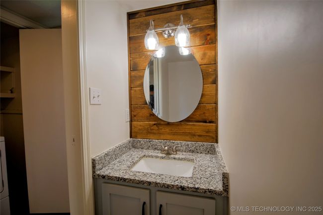 E - 6370 S 80 Th East Ave, Condo with 2 bedrooms, 3 bathrooms and null parking in Tulsa OK | Image 16