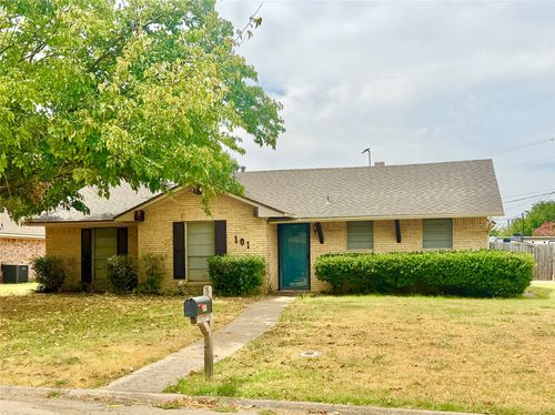 101 Diane Dr, Sanger, TX, 76266-5500 | Card Image