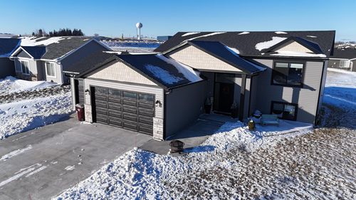 888 7th Ave, Wanamingo, MN, 55983-3413 | Card Image