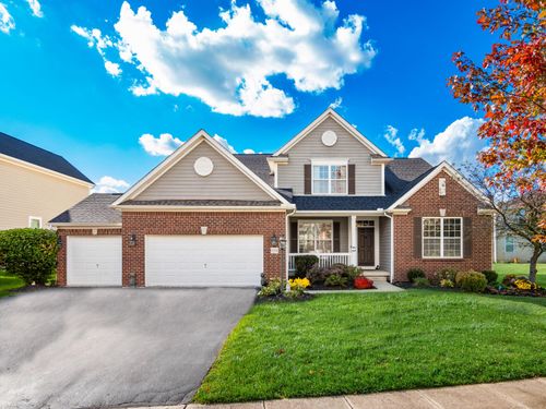 8254 Tricia Price Dr, Powell, OH, 43065-7385 | Card Image