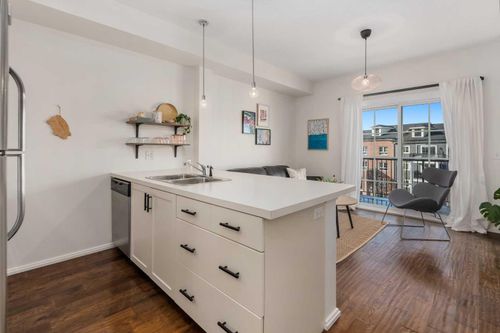 1403-279 Copperpond Common Se, Calgary, AB, T2Z1C6 | Card Image