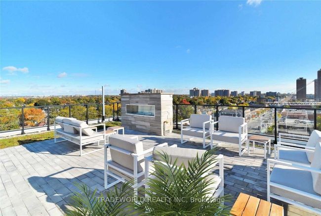 326 - 2301 Danforth Ave, Condo with 2 bedrooms, 1 bathrooms and 1 parking in Toronto ON | Image 13