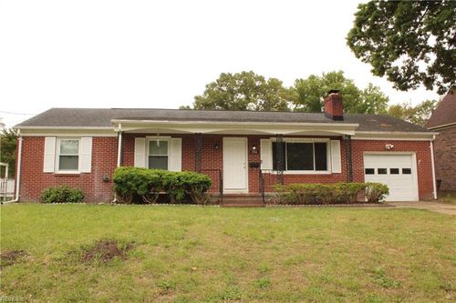 330 Kingsman Drive, Newport News, VA, 23608 | Card Image