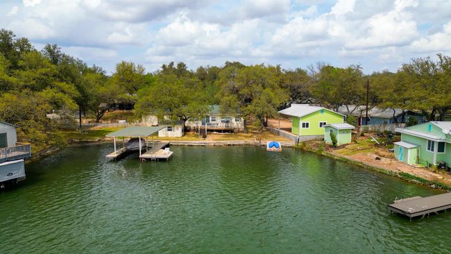 1833 Highland Dr, House other with 3 bedrooms, 2 bathrooms and null parking in Highland Haven TX | Image 27