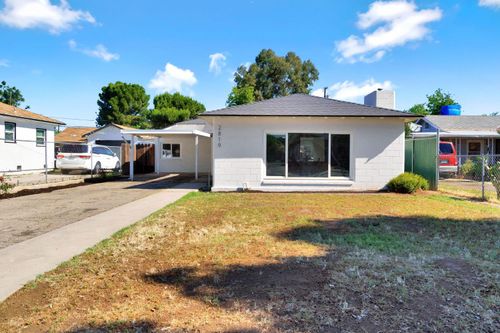 2819 E Tyler Avenue, Fresno, CA, 93701 | Card Image
