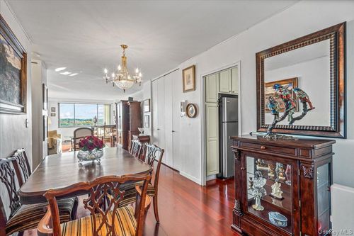 apt-16k-220 46th Ave, Bayside, NY, 11361-3660 | Card Image