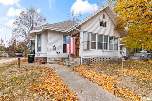 321 N Main St, White Hall, IL, 62092-1146 | Card Image