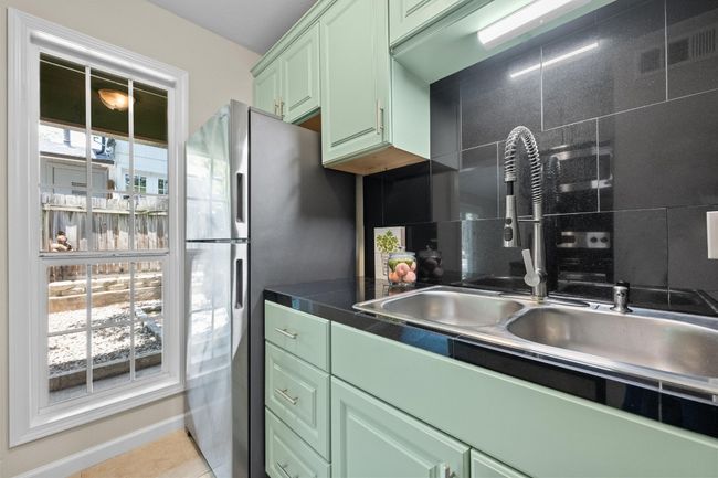 102 - 3102 Glen Ora St, Condo with 1 bedrooms, 1 bathrooms and 1 parking in Austin TX | Image 6