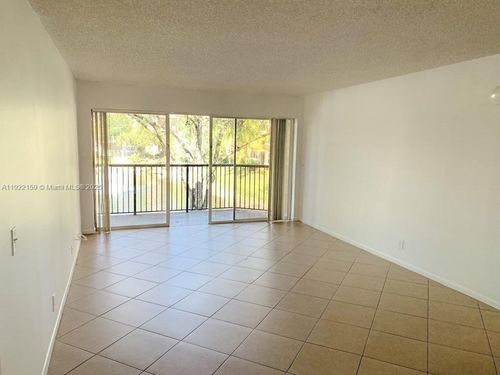 apt-204-8851 Wiles Rd, Coral Springs, FL, 33067-1876 | Card Image