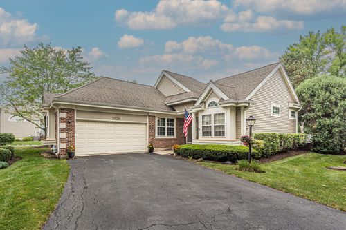 2026 N Windham Ct N, Arlington Heights, IL, 60004-3177 | Card Image