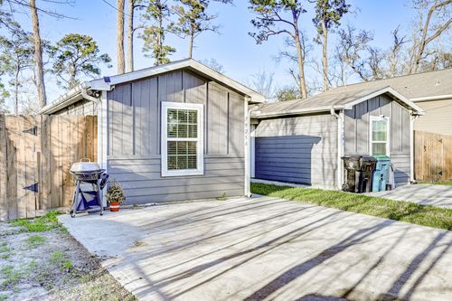 7925 Way St, Houston, TX, 77028-1441 | Card Image