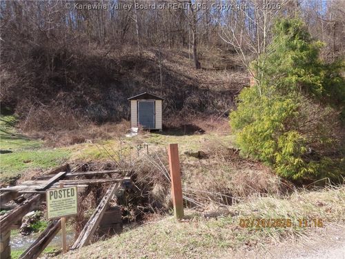 504 Tate Hollow Road, Charleston, WV, 25312 | Card Image