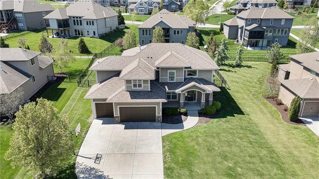 204 Sw Ansel Adams Dr, House other with 6 bedrooms, 5 bathrooms and null parking in Lee's Summit MO | Image 4