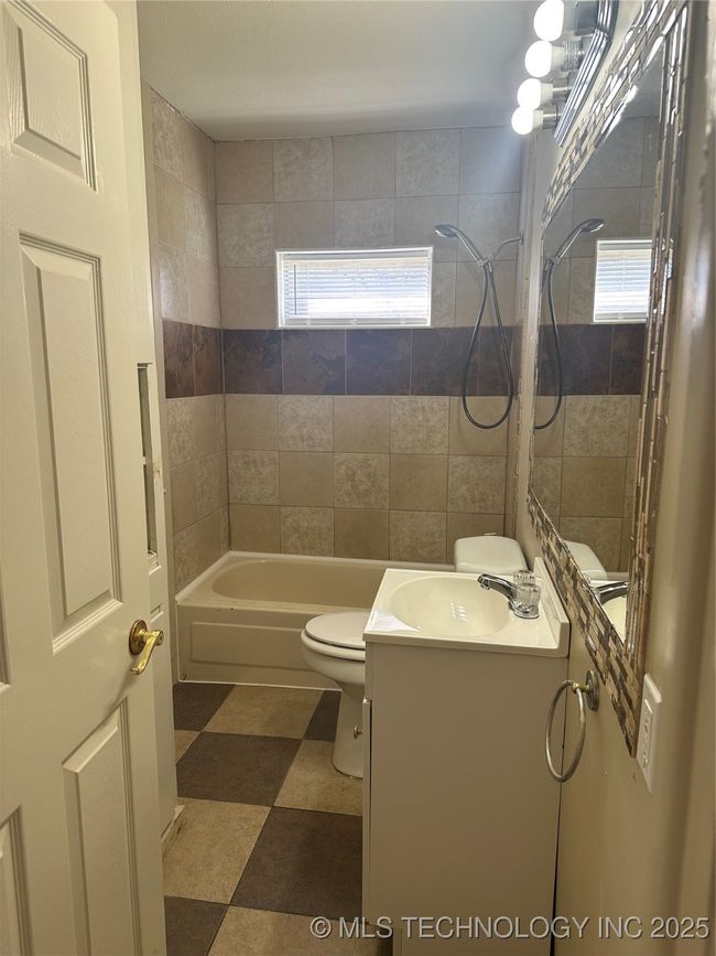 624 Steven Taylor Blvd, House other with 2 bedrooms, 1 bathrooms and null parking in McAlester OK | Image 6