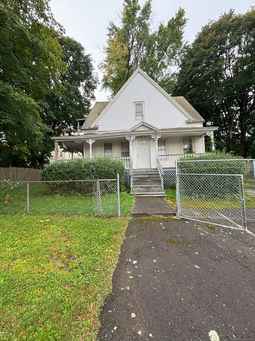 30 Ward St, Waterbury, CT, 06704-3632 | Card Image