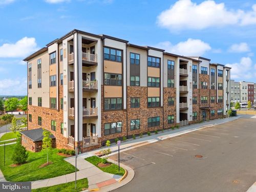 unit-201-46270 Mount Allen Ter, STERLING, VA, 20164-9383 | Card Image