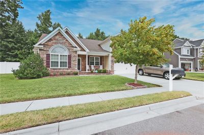 144 Wisdom Path, House other with 5 bedrooms, 3 bathrooms and null parking in Chesapeake VA | Image 1