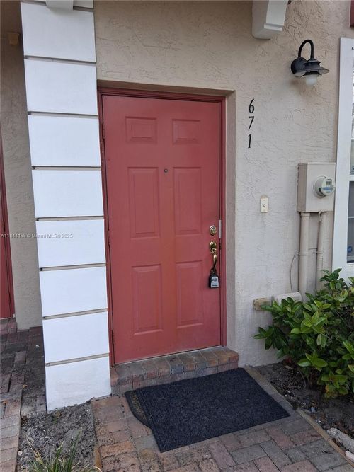 671-671 Nw 42nd Ave, Plantation, FL, 33317-2175 | Card Image