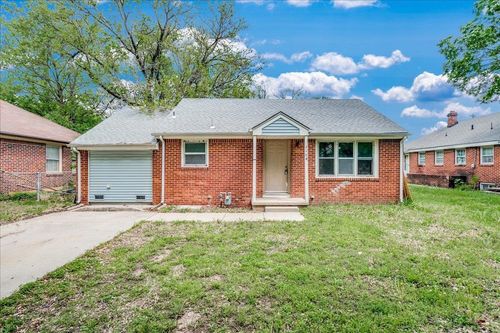 1108 N Estelle Ave, Wichita, KS, 67214-3246 | Card Image