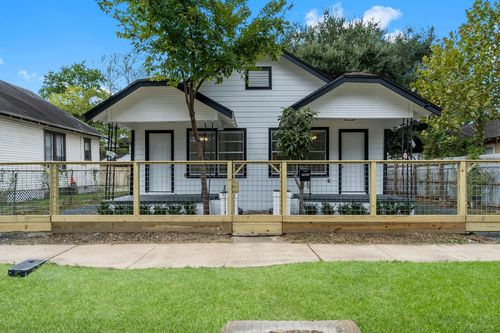 1615 Mckee Street, Houston, TX, 77009 | Card Image