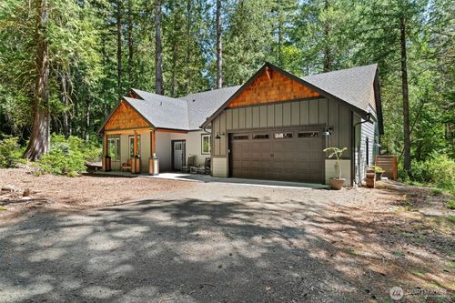 632 E Pointes Dr W, Shelton, WA, 98584-8853 | Card Image