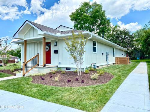 120 Marquette Rd, Oak Ridge, TN, 37830-6841 | Card Image