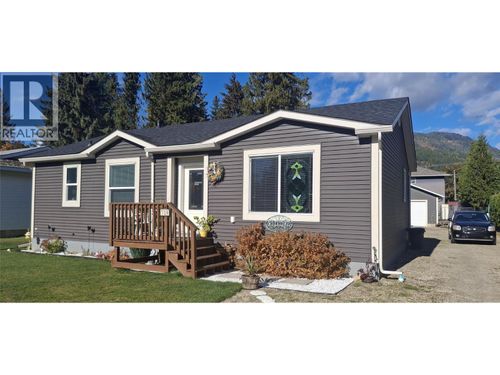 726 Whitehead Street, Sicamous, BC, V0E2V1 | Card Image