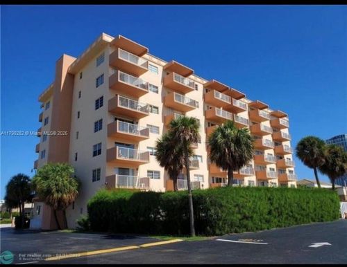 apt-702-2200 E Hallandale Beach Blvd, Hallandale Beach, FL, 33009-3781 | Card Image