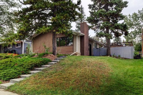 3608 58 Ave Sw, Calgary, AB, T3E5H6 | Card Image