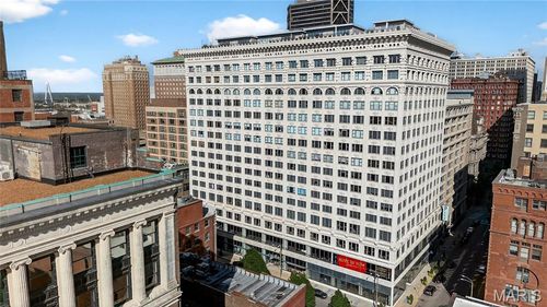 1002-915 Olive Street, St Louis, MO, 63101 | Card Image